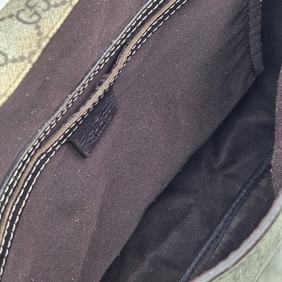 Gucci GM Messenger Bag - Picture 16 of 17
